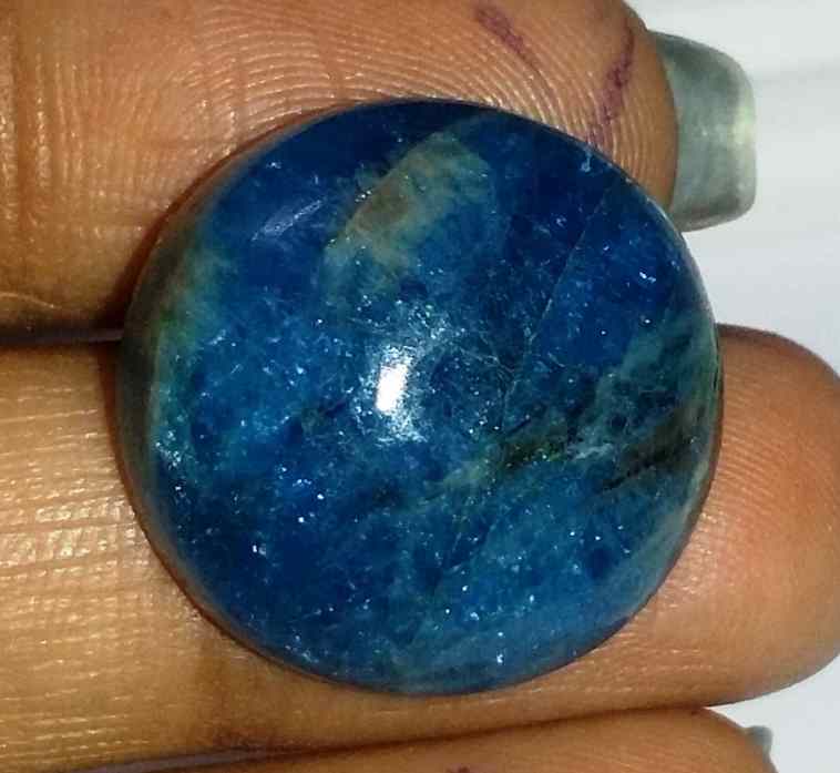 30.73 Carats Neon Apatite 19.83 X 19.65 X 8.53 mm