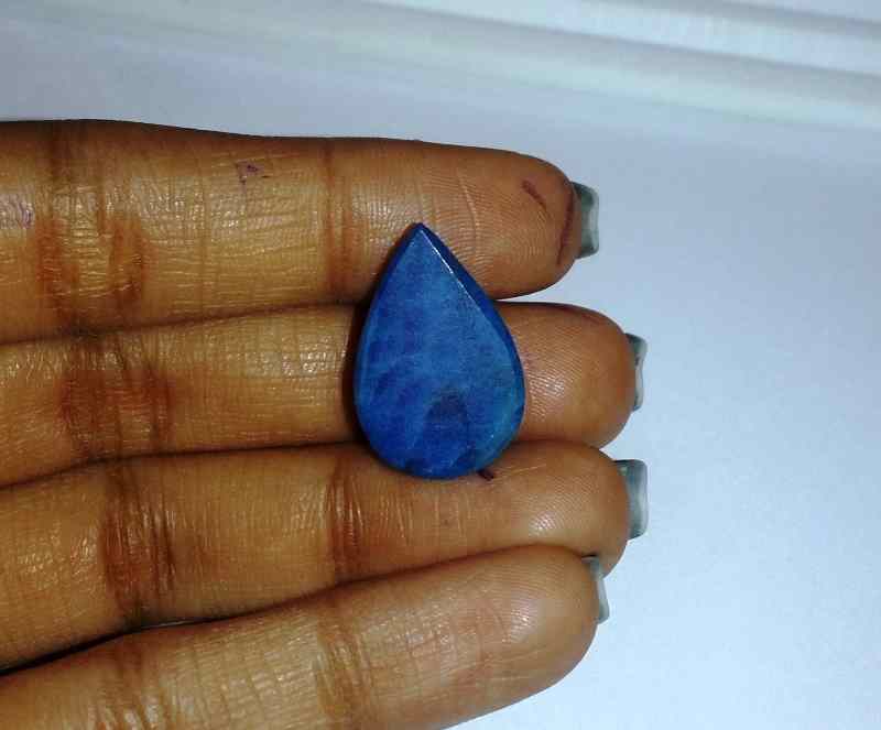 19.17 Carats Neon Apatite 20.71 X 13.76 X 7.72 mm