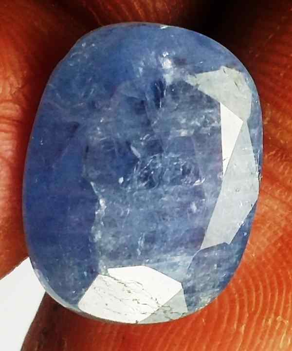 8.87 Carats Ceylon Blue Sapphire 14.70 x 11.63 x 4.95 mm