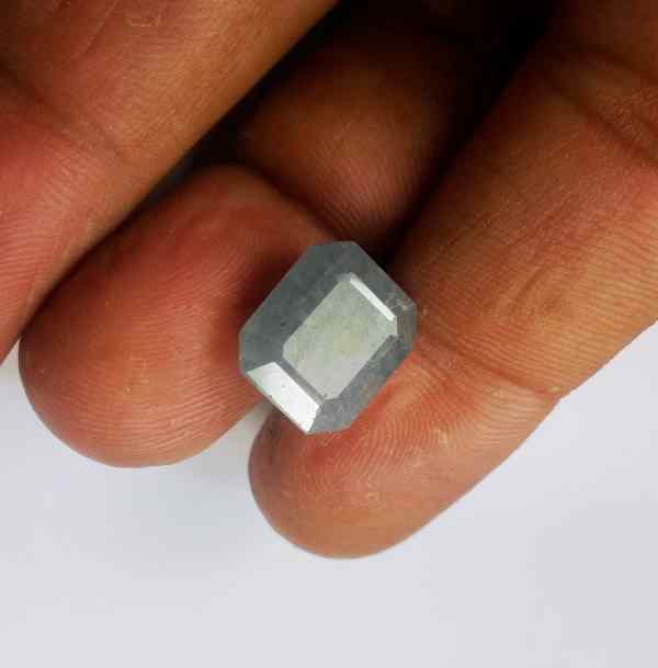10.38 Carats Blue Sapphire Ceylon 12.63 x 10.85 x 6.75 mm