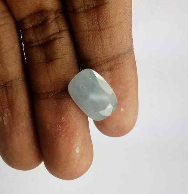 11 Carats Ceylon Blue Sapphire 14.75 x 10.37 x 7.04 mm