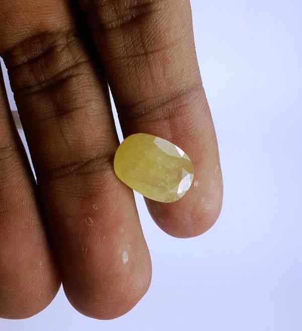 5.4 Carats Ceylon Yellow Sapphire 13.77 x 9.96 x 3.84 mm