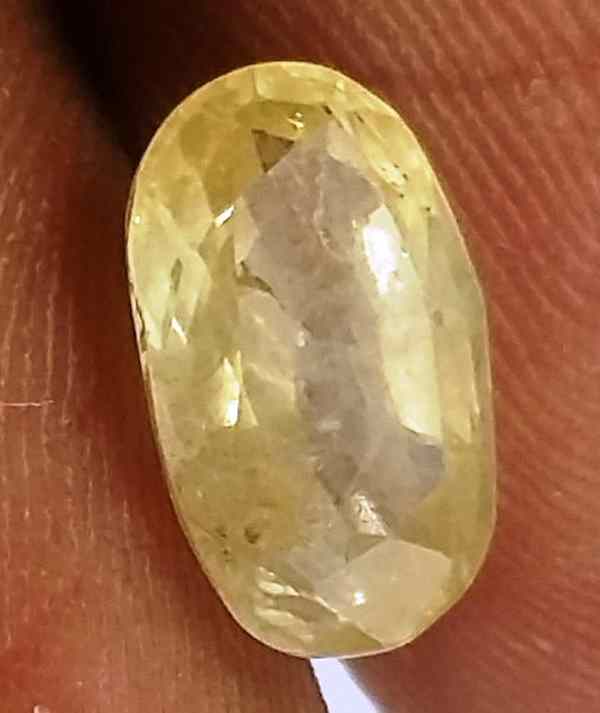 1.99 Carats Ceylon Yellow Sapphire 9.15 x 5.63 x 4.29 mm