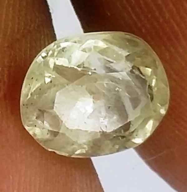 1.59 Carats Ceylon Yellow Sapphire 7.78 x 6.27 x 3.98 mm
