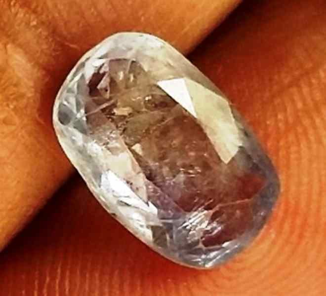 1.96 Carats Ceylon Blue Sapphire 9.14 x 5.87 x 3.44 mm