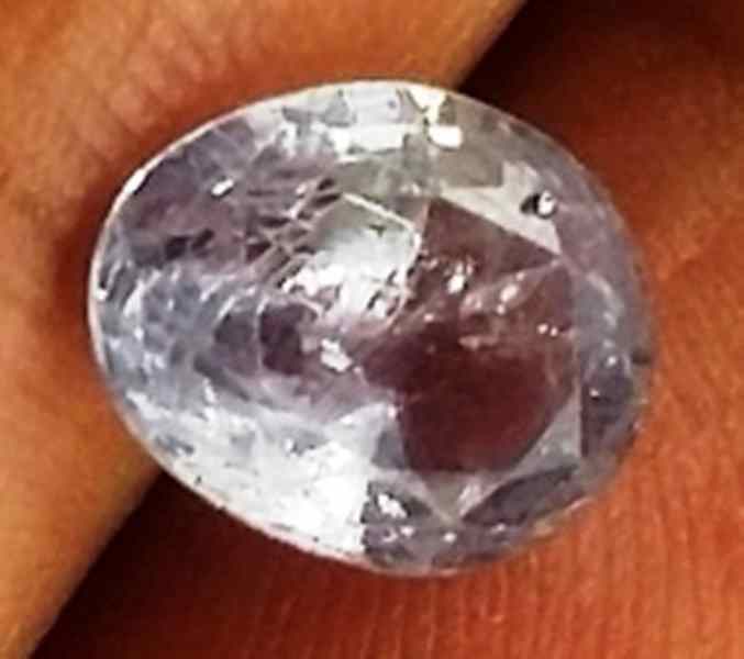 1.78 Carats Ceylon Blue Sapphire 8.18 x 6.87 x 3.97 mm