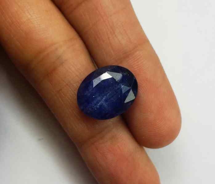 10.06 Carats Ceylon Blue Sapphire 14.87 x 12.07 x 5.20 mm