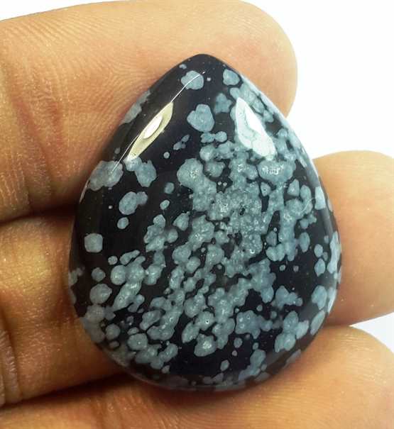 23.73 Carats Snow Obsidian 37.55 x 22.85 x 5.59 mm
