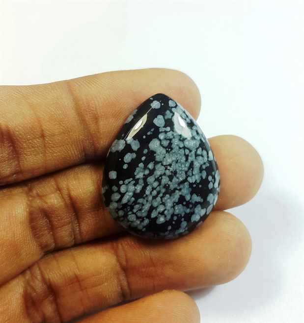 23.73 Carats Snow Obsidian 37.55 x 22.85 x 5.59 mm