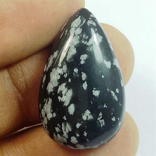 18.64 Carats Snow Obsidian 26.13 x 16.55 x 6.27 mm
