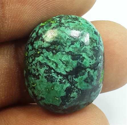 13.68 Carats Turquoise 19.45 x 15.90 x 6.24 mm