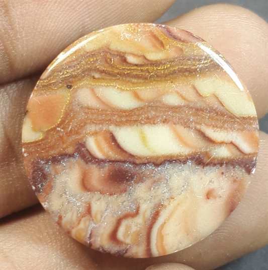 26.02 Carats Wave Dolomite 26.66 x 26.66 x 4.83 mm
