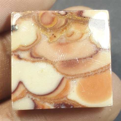 25.39 Carats Wave Dolomite 21.79 x 21.79 x 4.63 mm