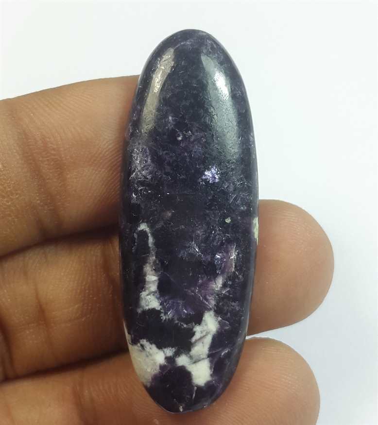 25.61 Carats Lepidolite 41.87 x 15.40 x 4.37 mm
