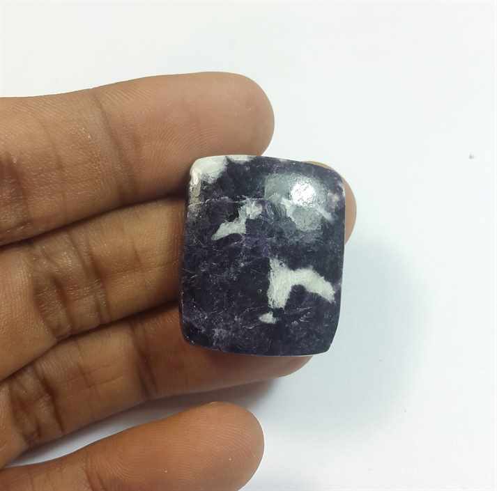 37.54 Carats Lepidolite 27.66 x 22.80 x 5.41 mm