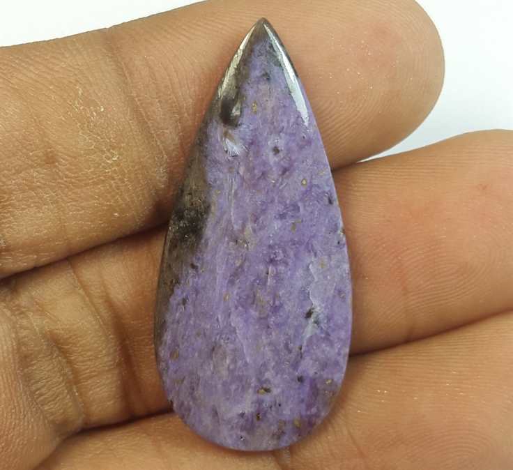 13.93 Carats Cherolite 34.23 x 15.81 x 3.48 mm
