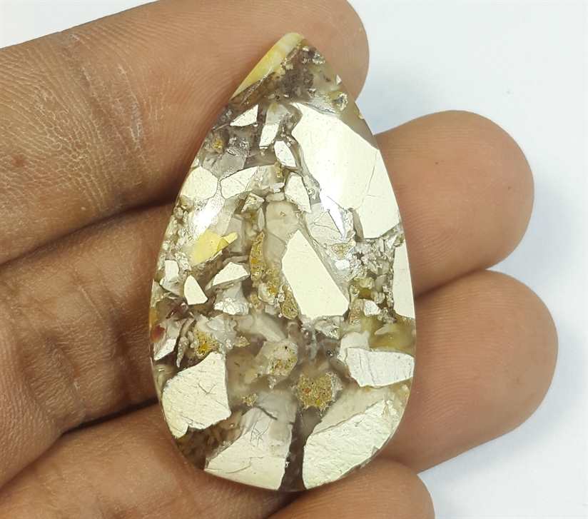30.00 Carats Mookaite Barritted 38.67 x 22.71 x 5.76 mm