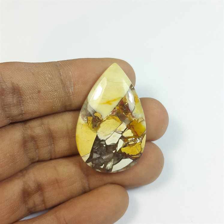 27.87 Carats Mookaite Barritted 34.82 x 22.43 x 5.57 mm