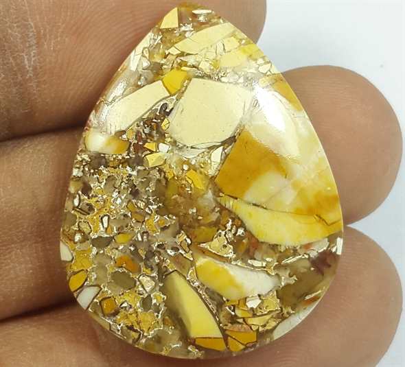 23.94 Carats Mookaite Barritted 35.36 x 16.39 x 4.19 mm