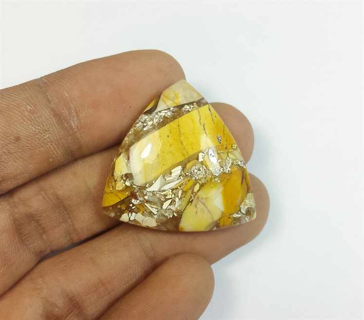 29.73 Carats Mookaite Barritted 28.62 x 28.62 x 6.34 mm
