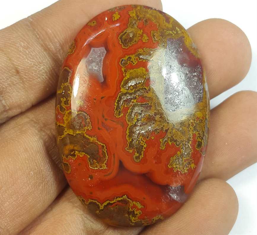 78.71 Carats Morocco Seam Agate 43.37 x 30.70 x 6.95 mm