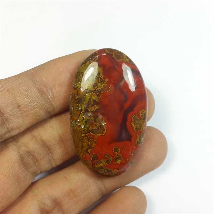 63.96 Carats Morocco Seam Agate 40.54 x 24.92 x 7.25 mm
