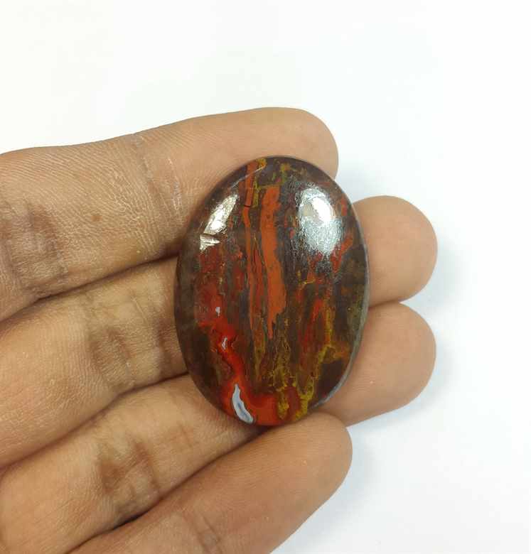 42.93 Carats Morocco Seam Agate 34.58 x 25.35 x 5.47 mm