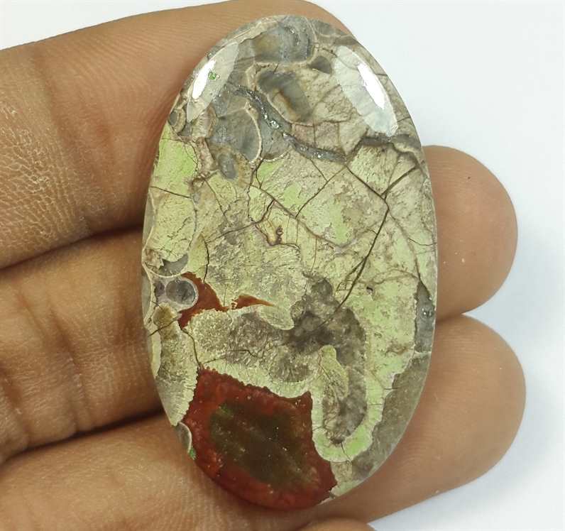 36.03 Carats Mushroom Rhyolite 39.92 x 33.78 x 5.01 mm