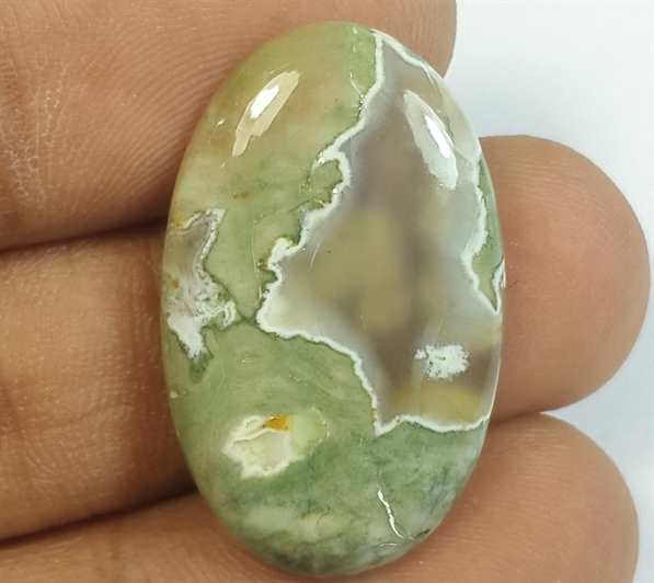 15.06 Carats Rhyolite Rainforest Jasper 27.96 x 17.06 x 4.12 mm