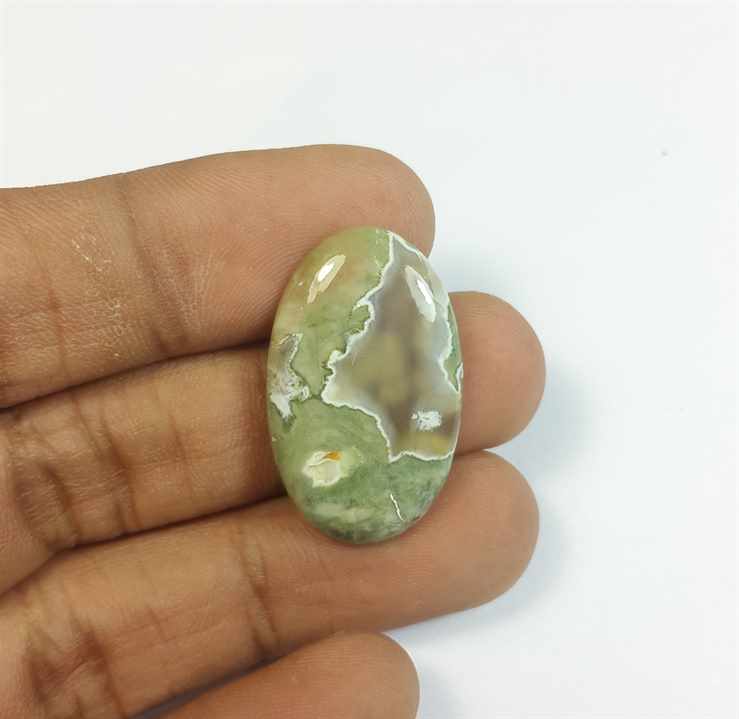 15.06 Carats Rhyolite Rainforest Jasper 27.96 x 17.06 x 4.12 mm