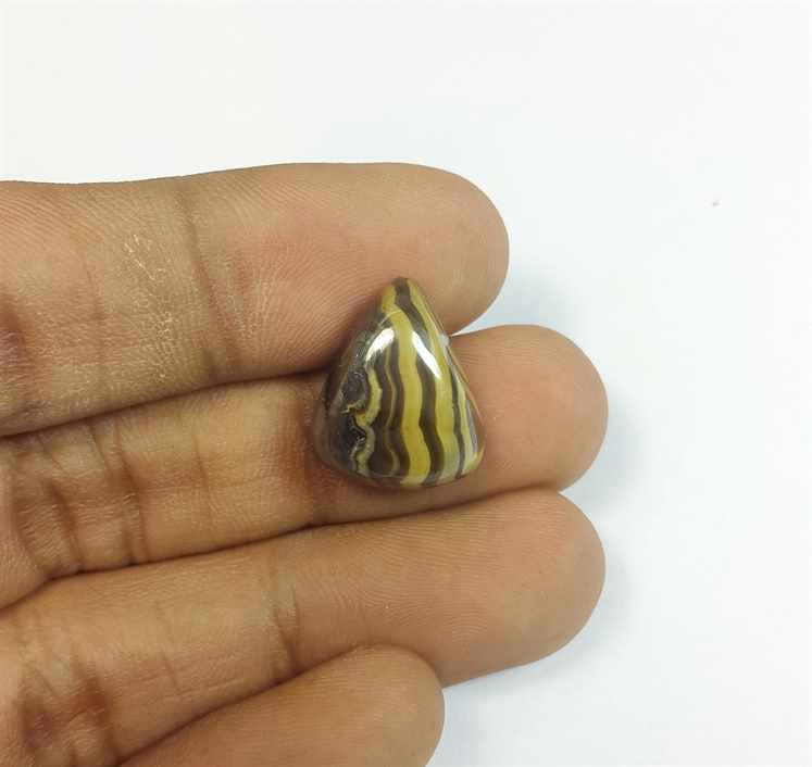 19.43 Carats Schalenblende 16.2814.49 x 6.84 mm