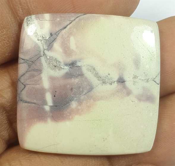 31.16 Carats Porcelain Jasper 27.45 x 27.45 x 3.88 mm