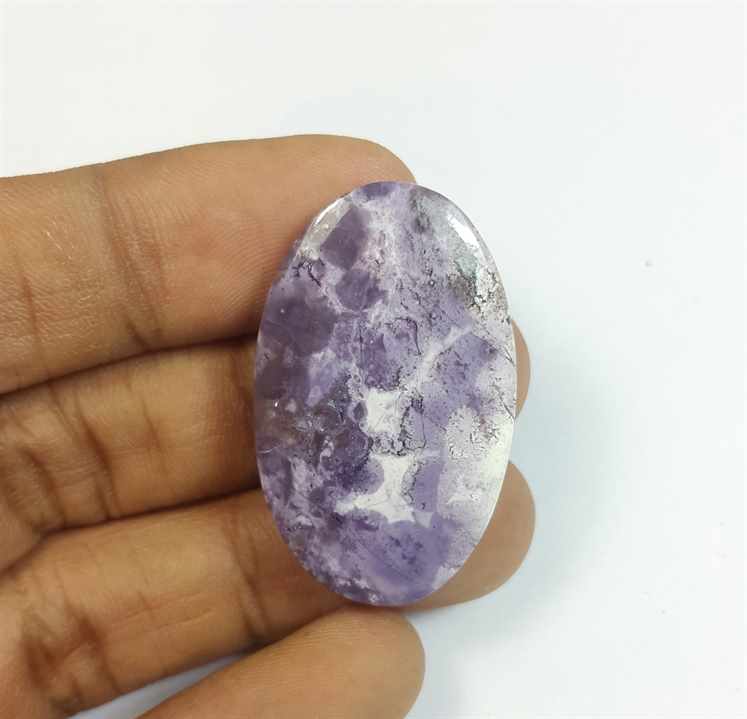 32.65 Carats Tiffany Jasper 36.06 x 22.21 x 4.61 mm