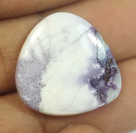 10.12 Carats Tiffany Jasper 19.55 x 20.47 x 3.78 mm