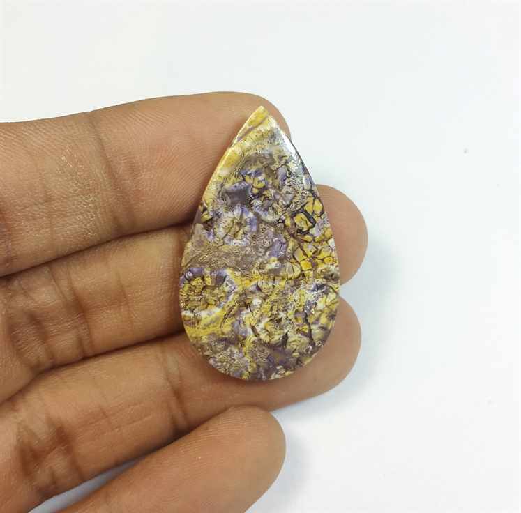 18.21 Carats Tiffany Jasper 35.32 x 20.74 x 3.59 mm
