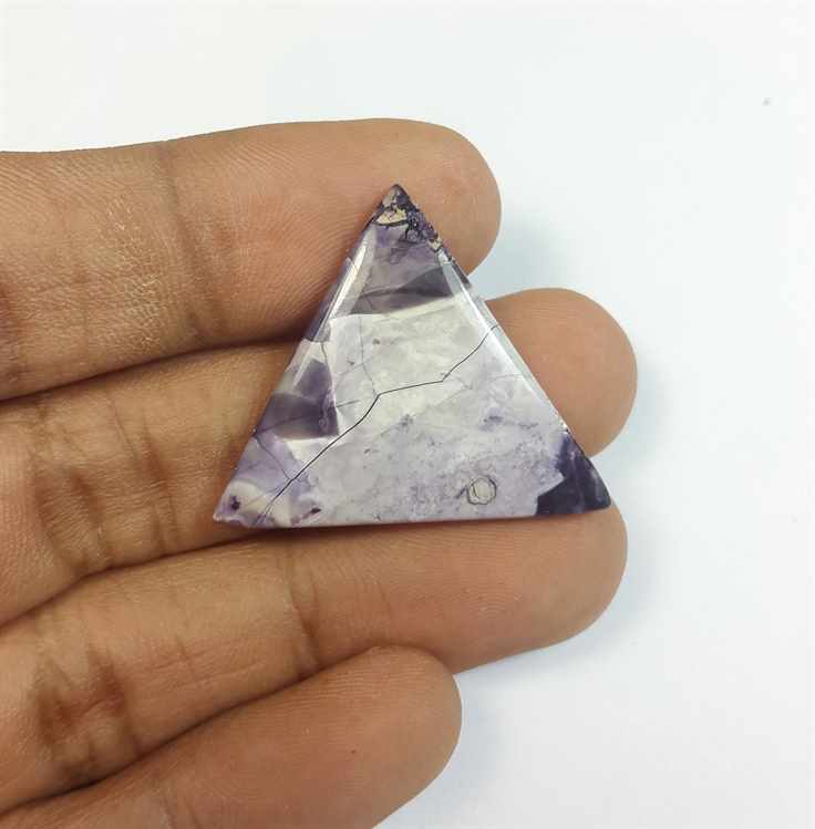 20.50 Carats Tiffany Jasper 27.59 x 29.68 x 4.02 mm