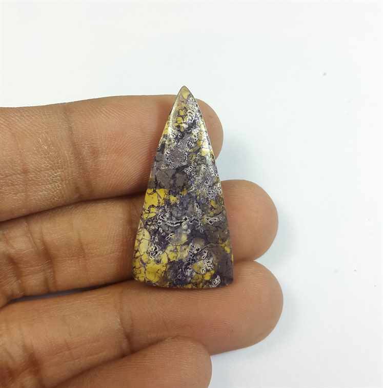 16.54 Carats Tiffany Jasper 32.85 x 16.65 x 4.38 mm