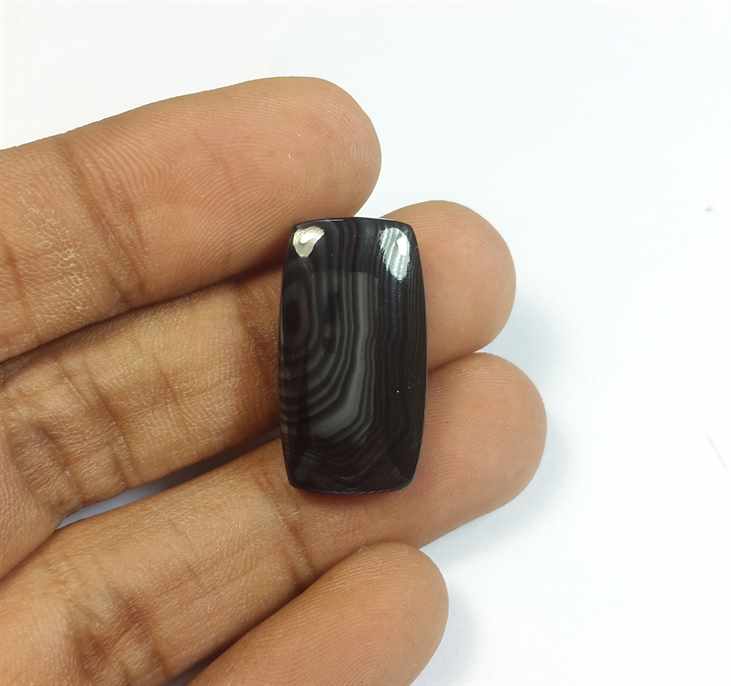 18.92 Carats Psilomelane 24.48 x 13.11 x 5.16 mm