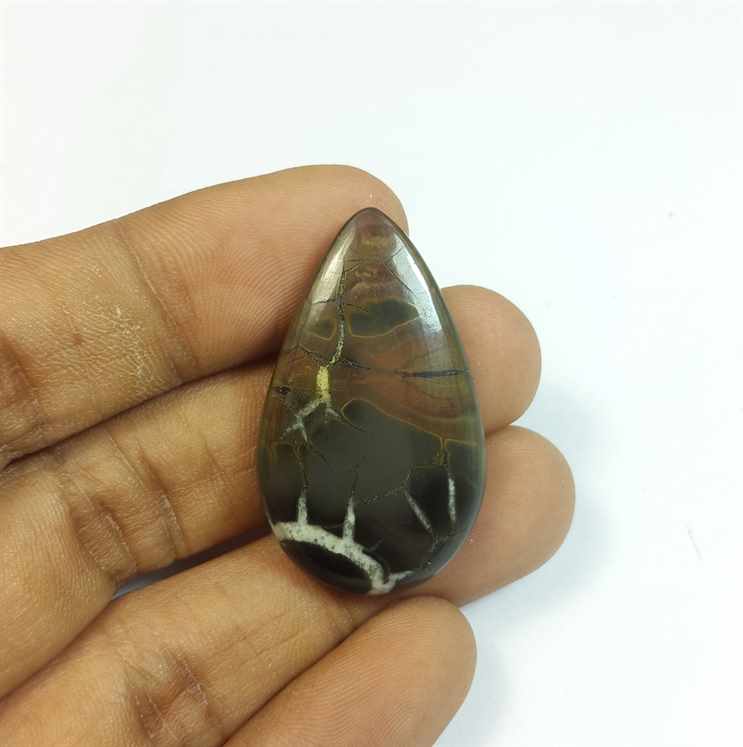 38.62 Carats Septarian 35.90 x 21.59 x 5.85 mm
