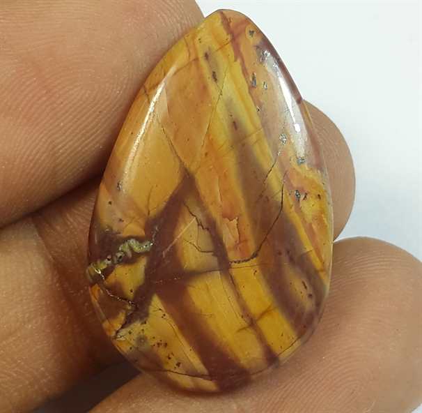 16.38 Carats Cherry Creek Jasper 29.31 x 18.64 x 4.07 mm