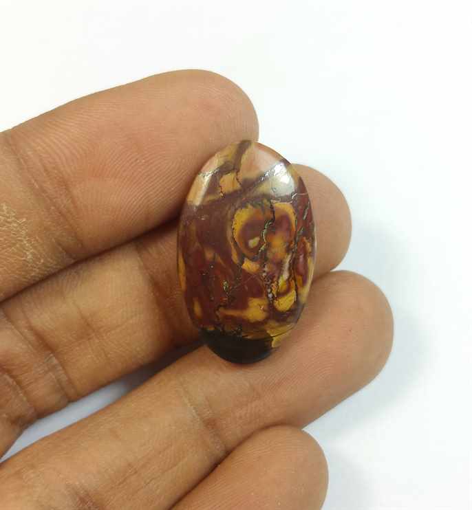 14.88 Carats Cherry Creek Jasper 25.26 x 15.96 x 4.64 mm