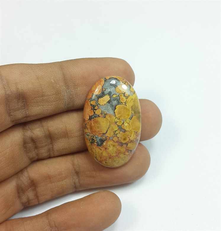 28.30 Carats Maligano jasper 31.11 x 19.54 x 5.28 mm