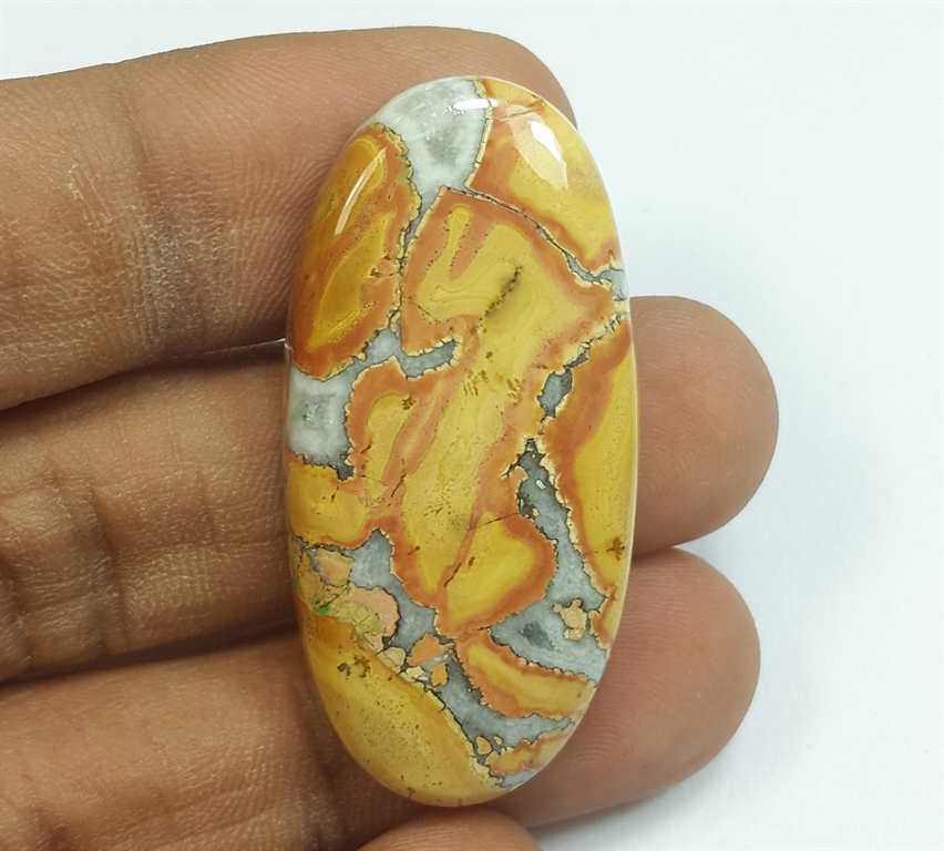 41.05 Carats Maligano jasper 40.46 x 19.69 x 6.20 mm