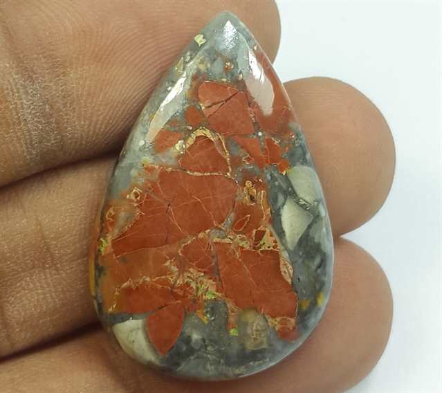 34.33 Carats Maligano jasper 32.54 x 23.23 x 6.06 mm