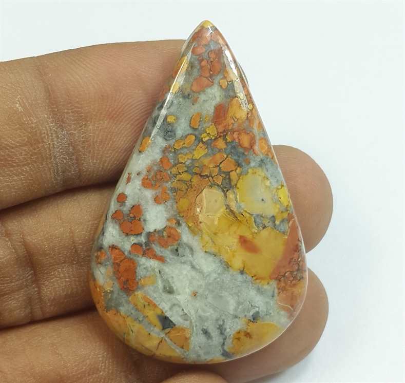 49.35 Carats Maligano jasper 41.62 x 27.00 x 5.64 mm