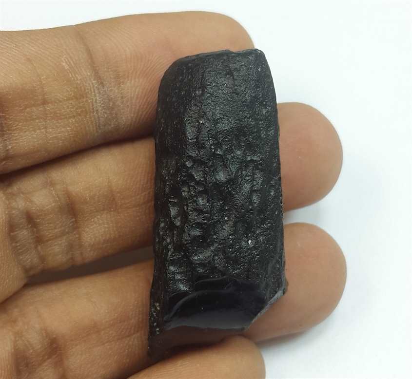 65.01 Carats Lava 39.26 x 17.91 x 13.91 mm