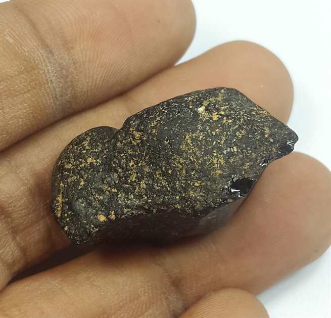 52.21 Carats Lava 28.68 x 17.45 x 16.91 mm