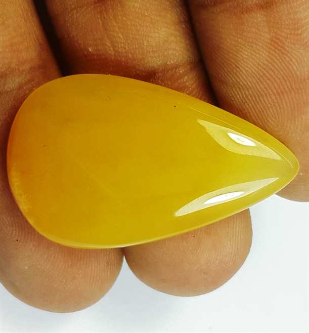 18.63 Carats Yellow Quartz 30.31x18.33x4.54 mm