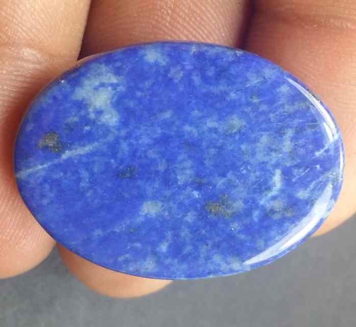 47.23 Carats Lapis Lazuli 31.80 x 23.22 x 5.15 mm