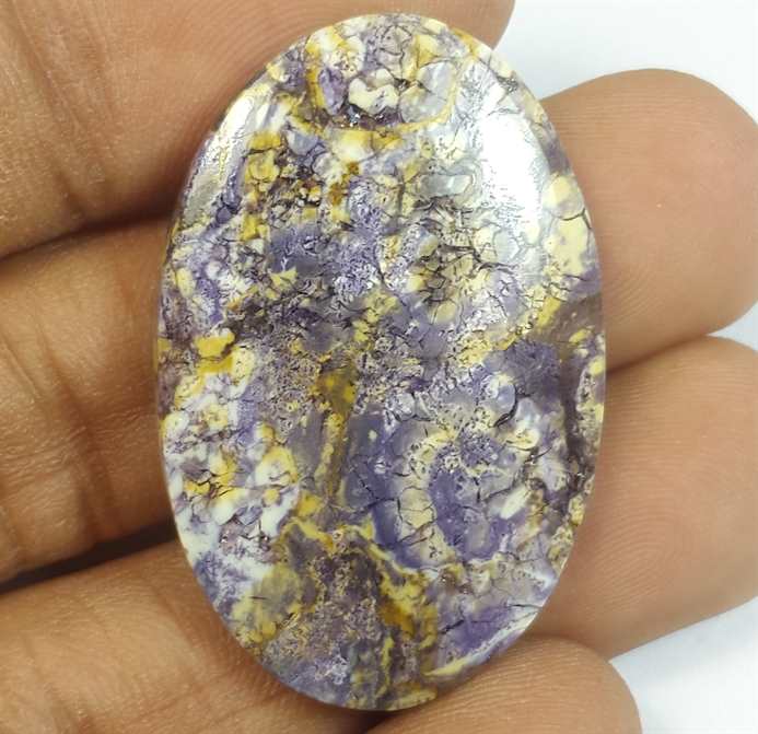 28.54 Carats Tiffany Jasper 35.02 x 22.71 x 4.65 mm